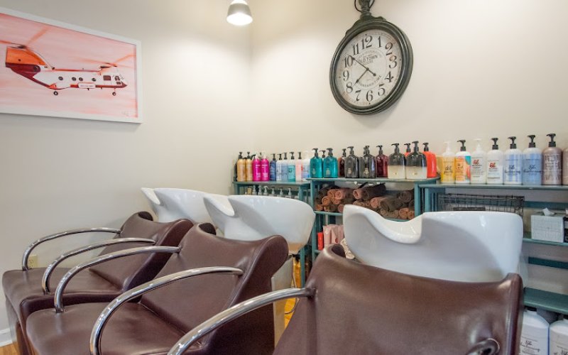 Salon 46