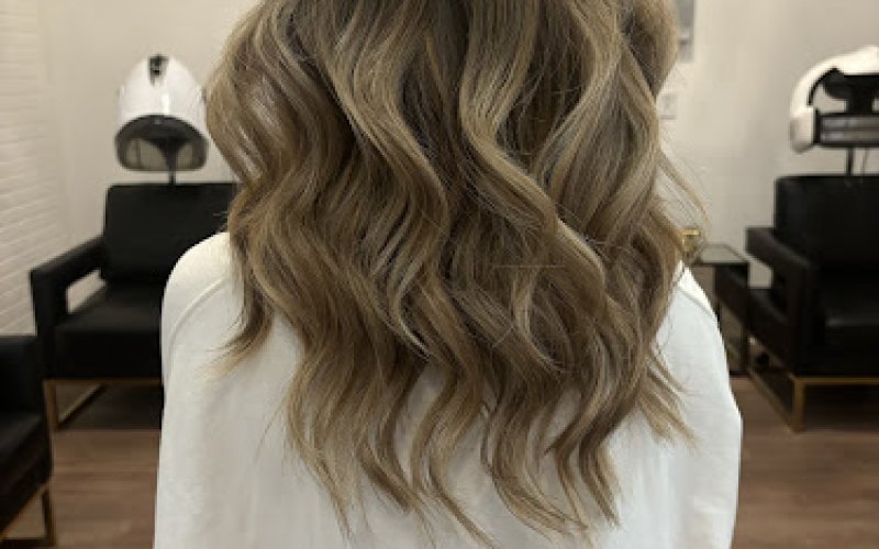 Salon Lola Paige