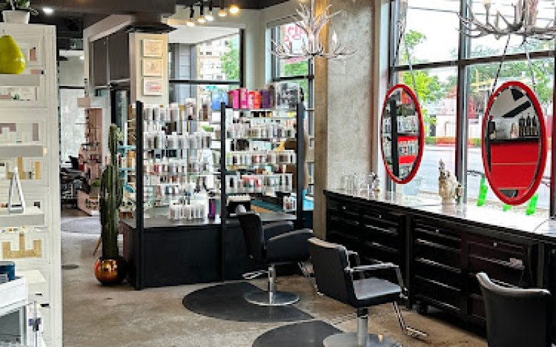 Red Stella – Boutique Hair Salon in Austin for Balayage, Hair Color & Haircuts — Beauty salon in Austin