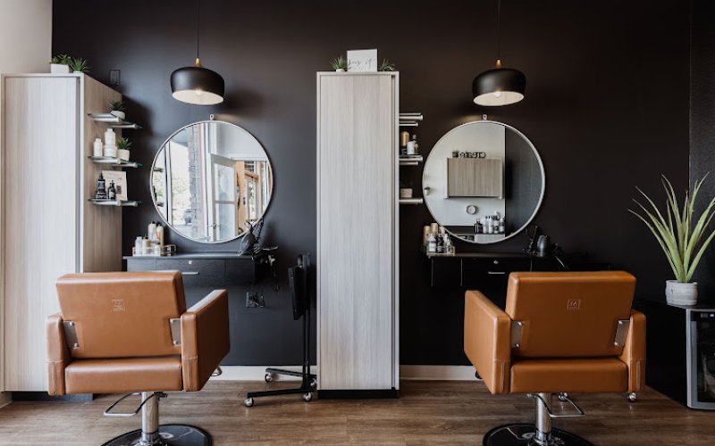 Sola Salons