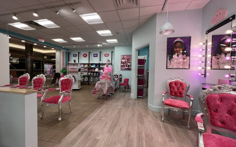 Princess and Diva Spa Fun Shop — Beauty salon in Bloomington