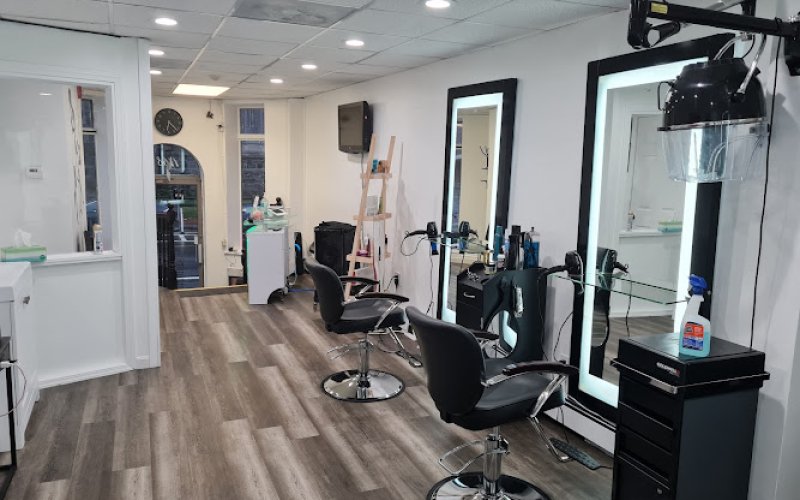 Capelli Salon