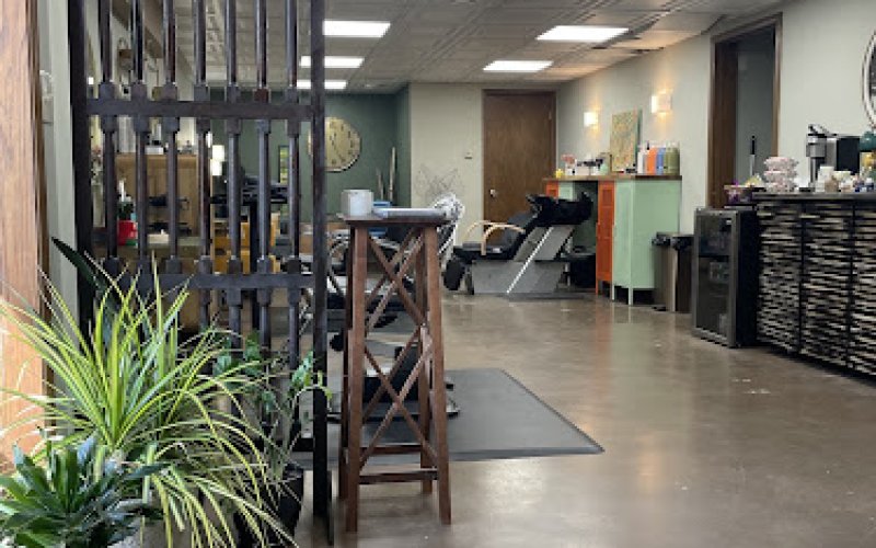 the Beach salon — Beauty salon in Columbia