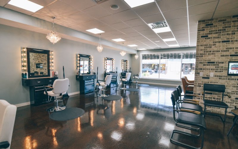 Salon Local — Beauty salon in Columbus