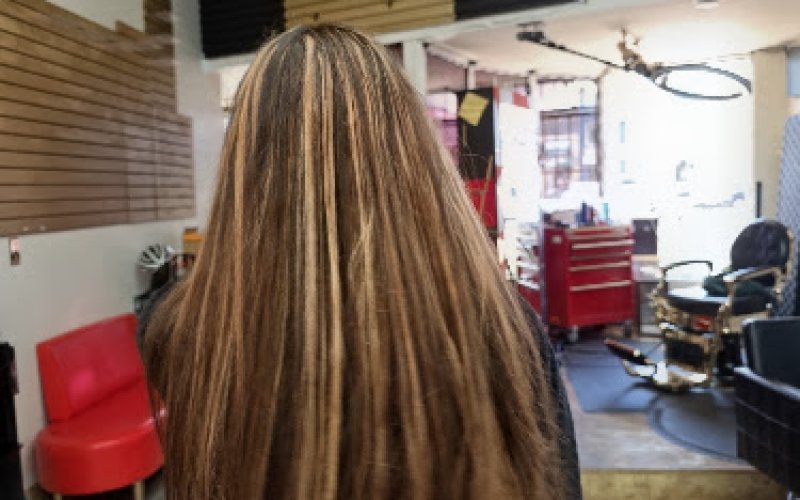 A 2nd Look BarberShop Full Service Salon Nail Salon And Spa — Hair salon in Daly City