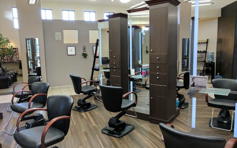 William Wesley Grand Salon & Spa — Hair salon in Davenport