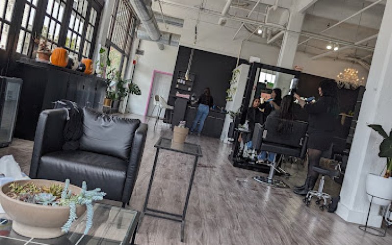 Onyx & Ash Salon
