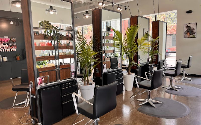 Hudson Styling Co. — Beauty salon in Detroit