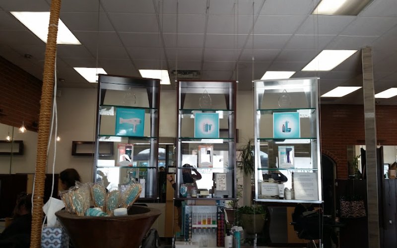 Salon Relini