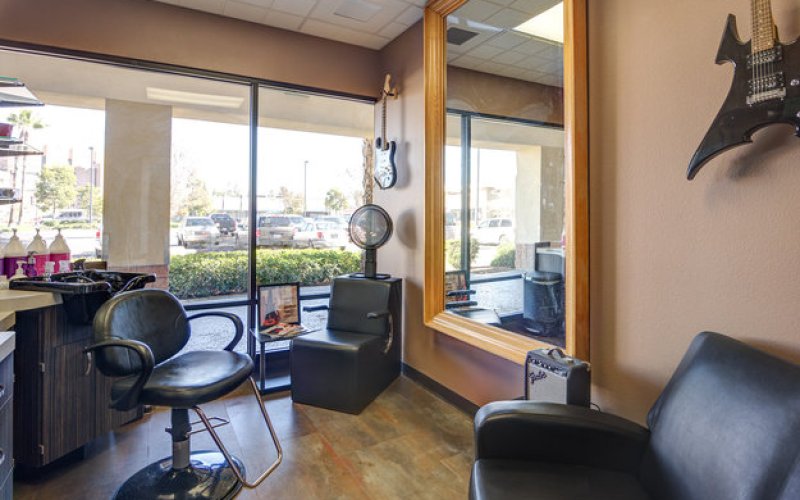 Sola Salons