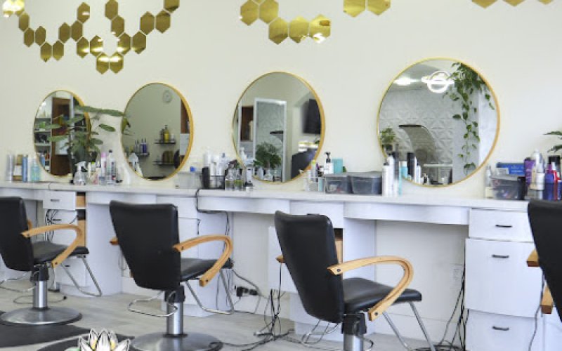 Kim's Salon & Spa