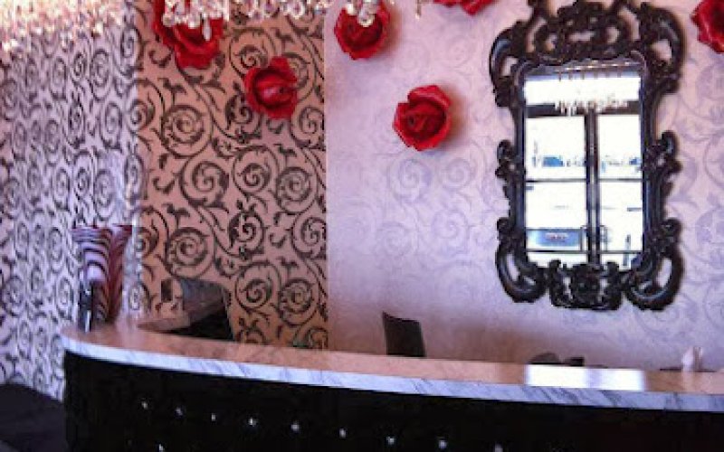 Fringe Salon — Beauty salon in Fresno