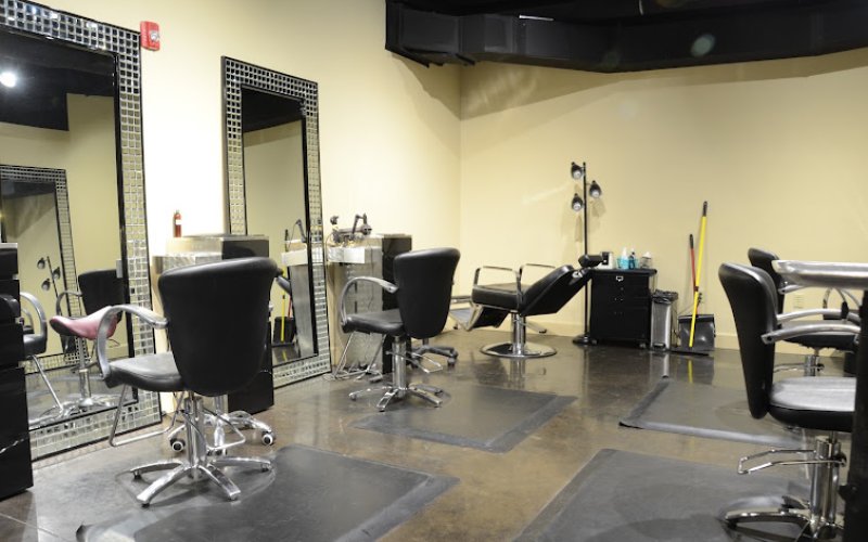 Avant Garde salon — Hair salon in Gainesville