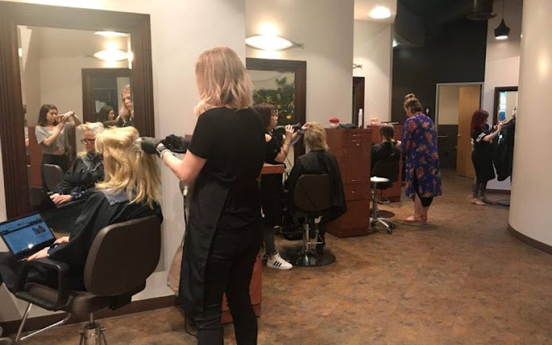 Clique — Beauty salon in Houston