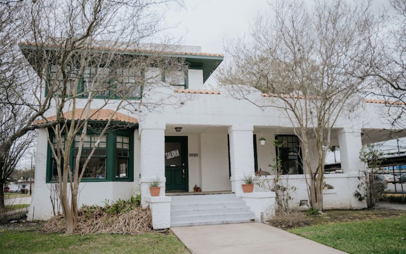 SalonTrose HTX — Hair salon in Houston