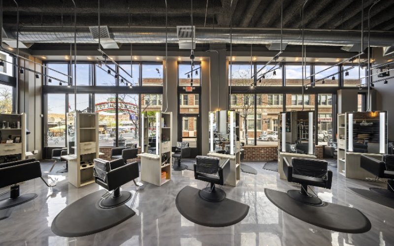 Head Case Hair Studio and Spa KC