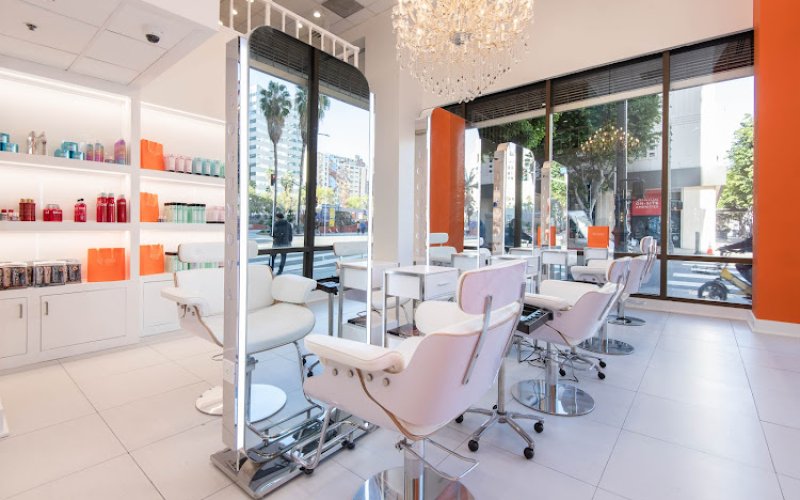 Logunova Beauty Salon | Los Angeles ✂ — Beauty salon in Los Angeles