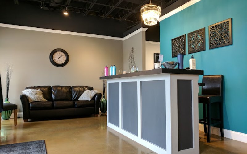 Le Posh Salon