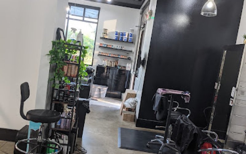 B. Monroe Salon Macon — Hair salon in Macon