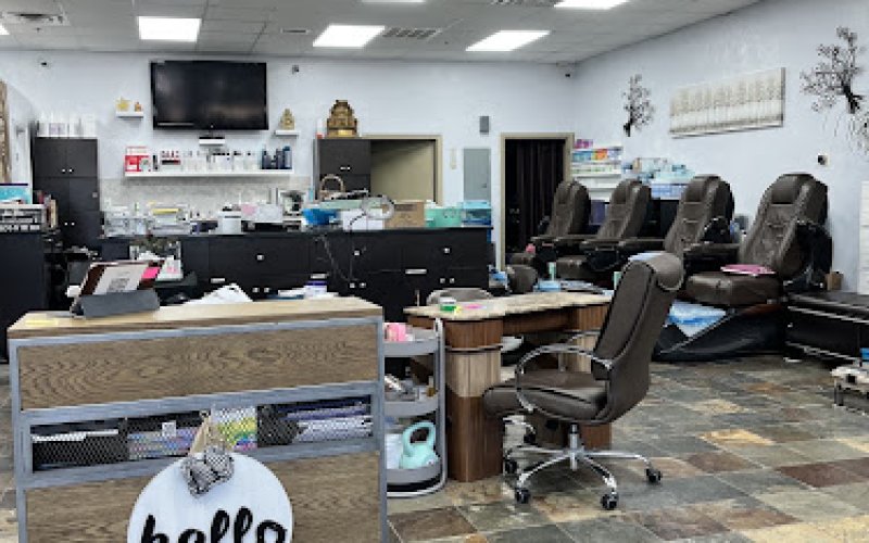 M Salon Hair & Nail — Hair salon in McAllen