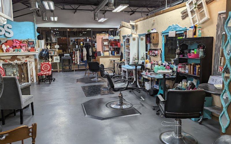 Southern Sisters Salon — Beauty salon in Mckinney
