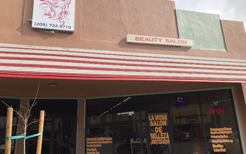 La Moda Beauty Salon