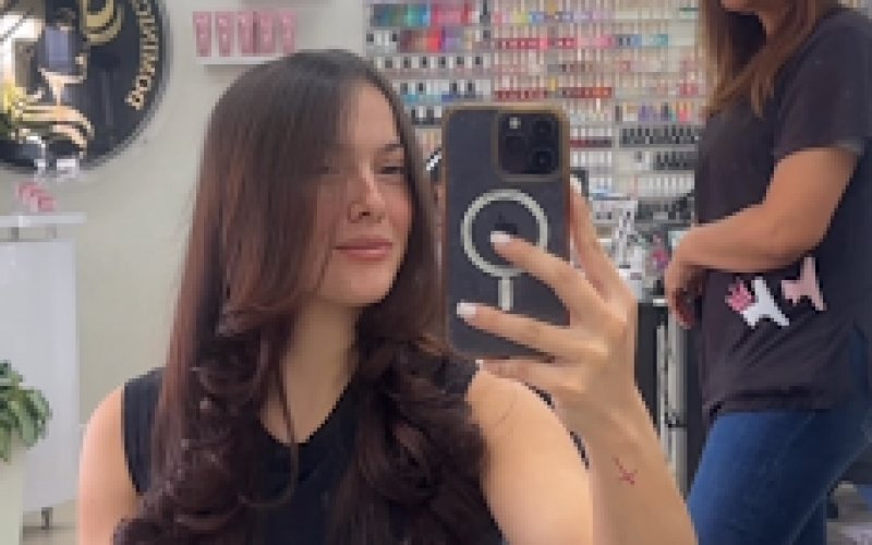 Dominican Hair Salon & Beauty Services — Beauty salon in Miami Gardens