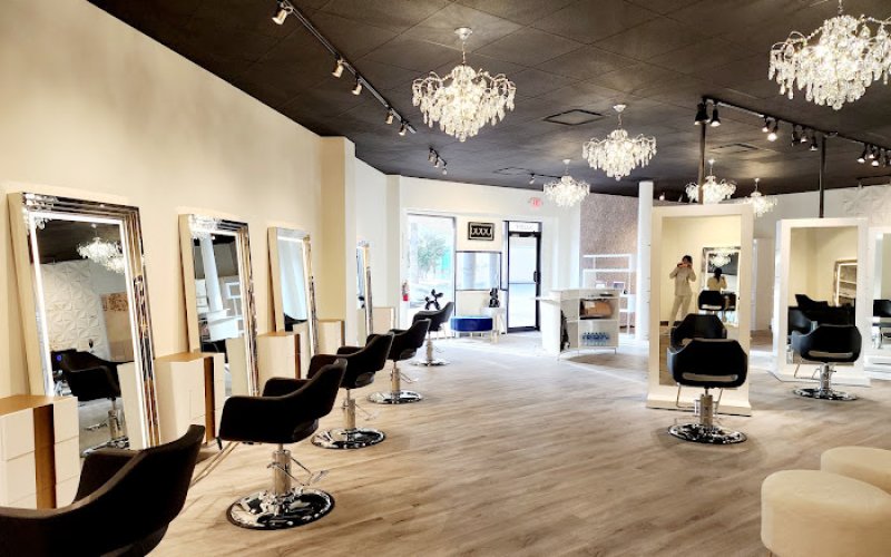 Salon Trendy — Hair salon in Midland