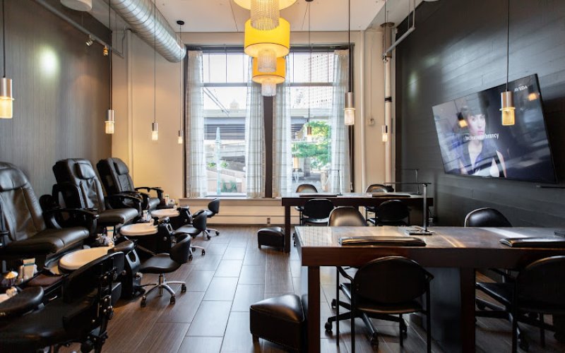 Neroli Salon & Spa - Downtown