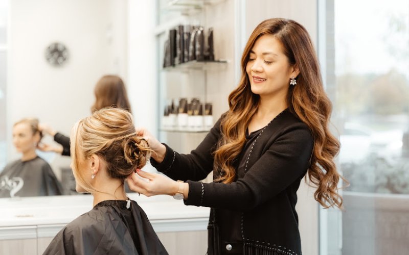 Sola Salons