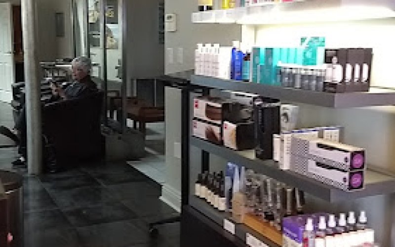 Doug's 2 Salon