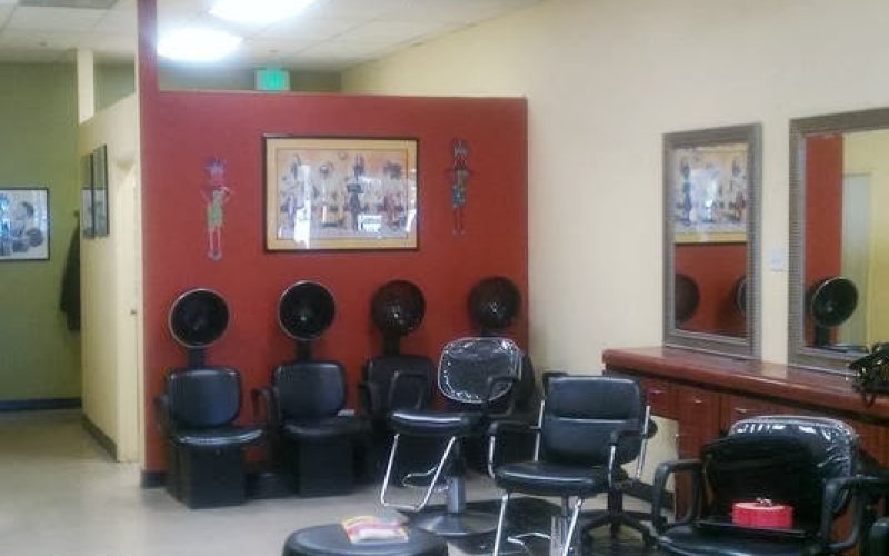 Barbara's Beauty Salon
