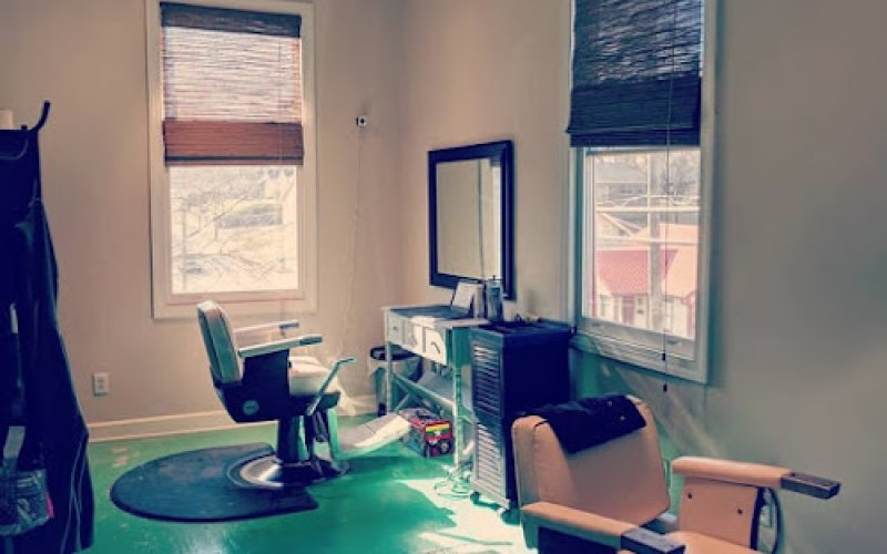 The Hideout Salon and Lounge — Hair salon in Nashville