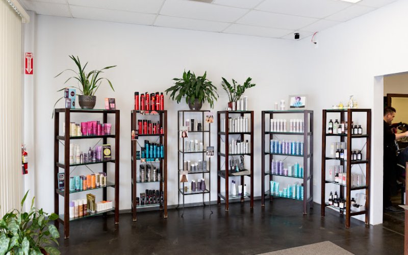 DiClemente Salon