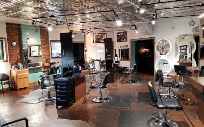 Headlines Salon