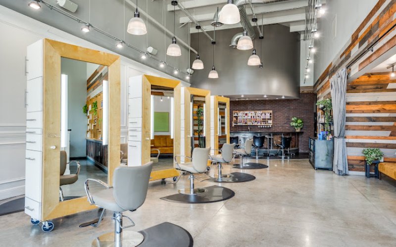 Voss Salon
