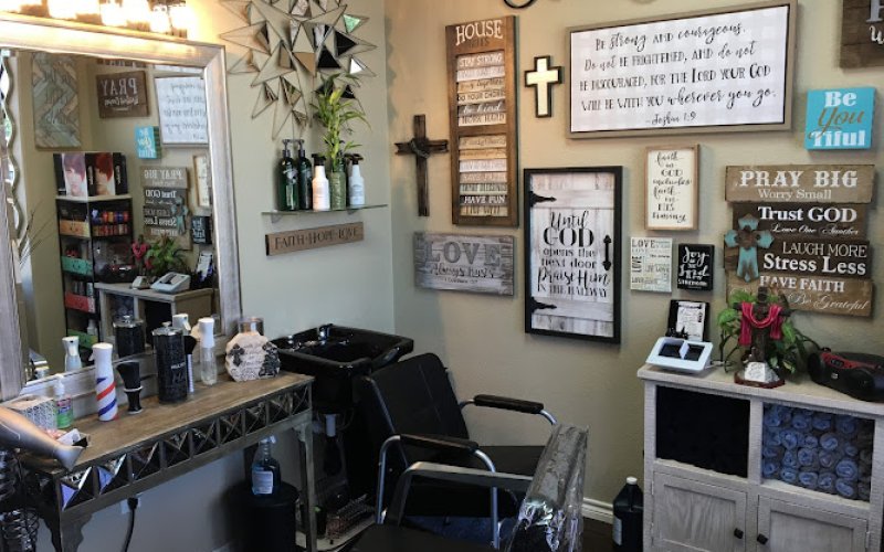 Mallorca Salon Studios & Suites — Beauty salon in San Antonio