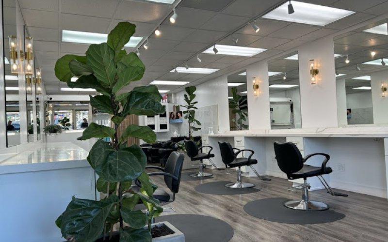 Hue Beauty Salon — Hair salon in Santa Clara