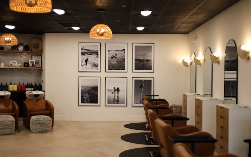 Poppy & Pearl Salon