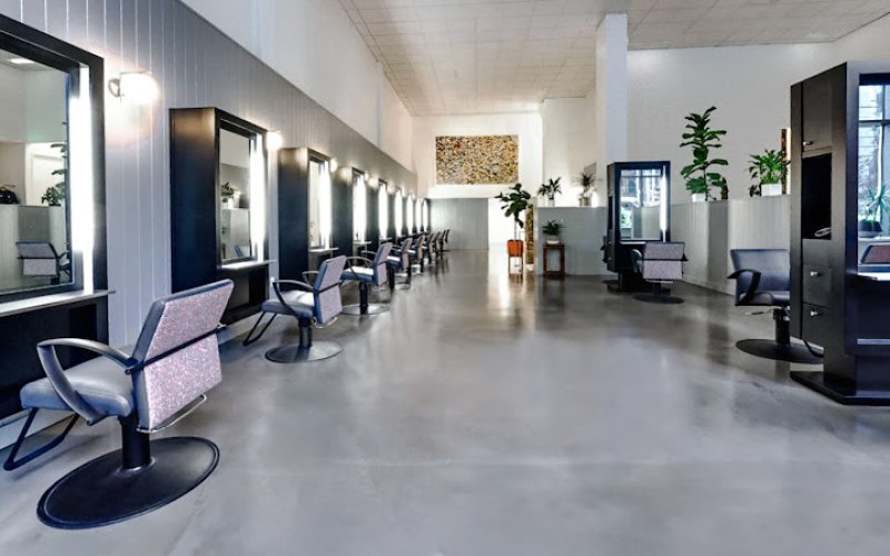 Robert Leonard Salon & Spa — Hair salon in Seattle