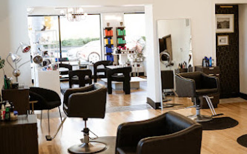 J.Luxe Salon