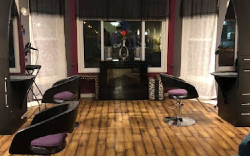 Salon Surreal