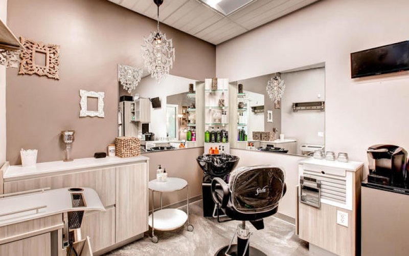 Sola Salons