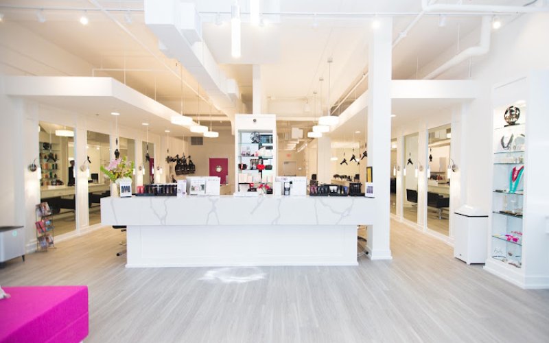 BloGo Salon + MedSpa
