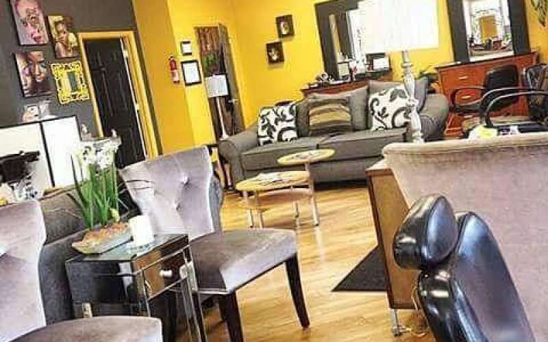 Menzie Salon And Spa — Beauty salon in Warren