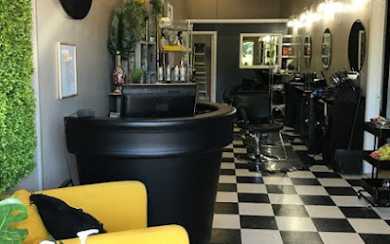 Felisha's Hair Salon — Beauty salon in Waterbury