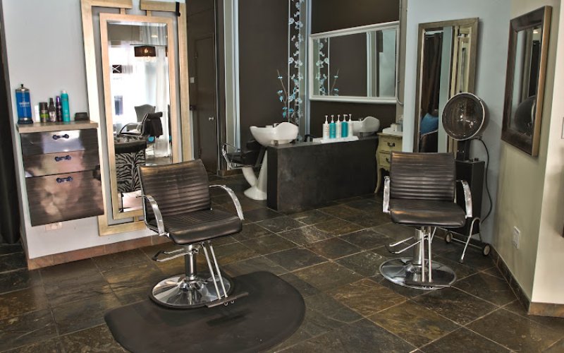 One XI Salon