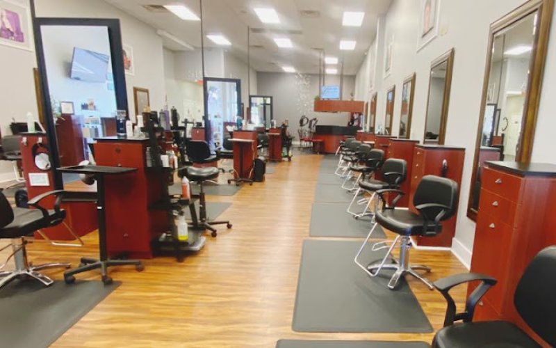 Tanglez Salon & Spa